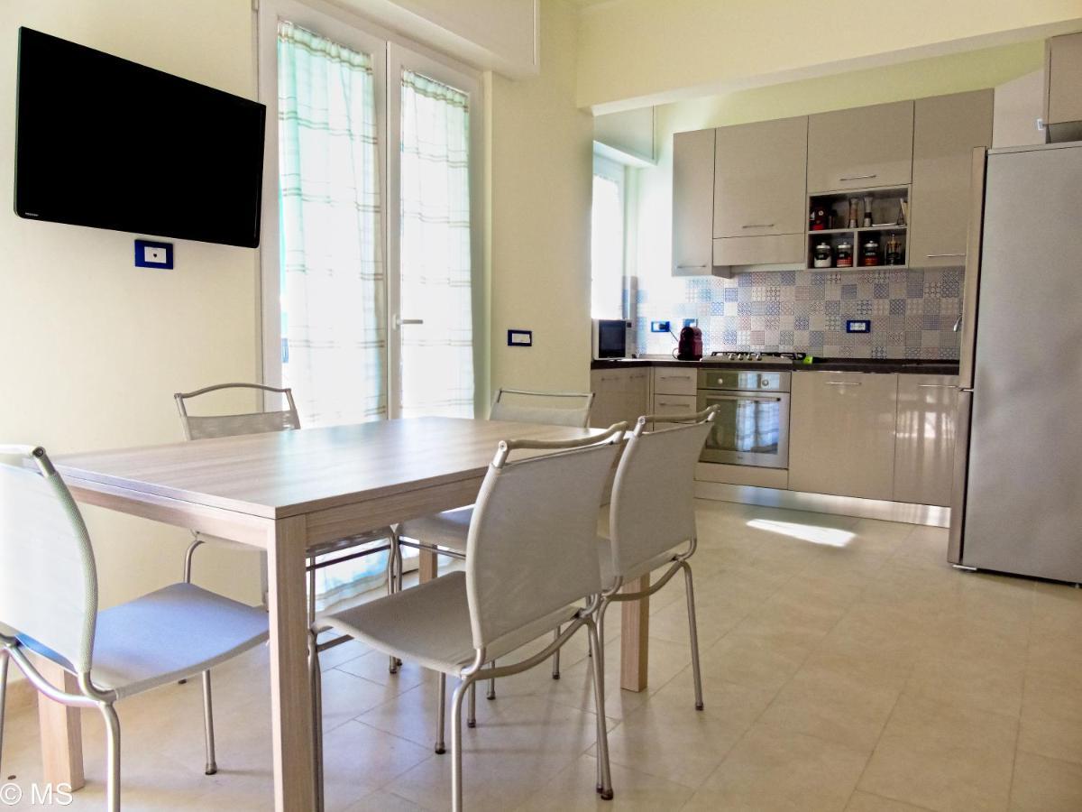 Pietra Home, Posto Auto, Ac ,Wifi, 150Mt Dal Mare ピエトラ・リーグレ エクステリア 写真