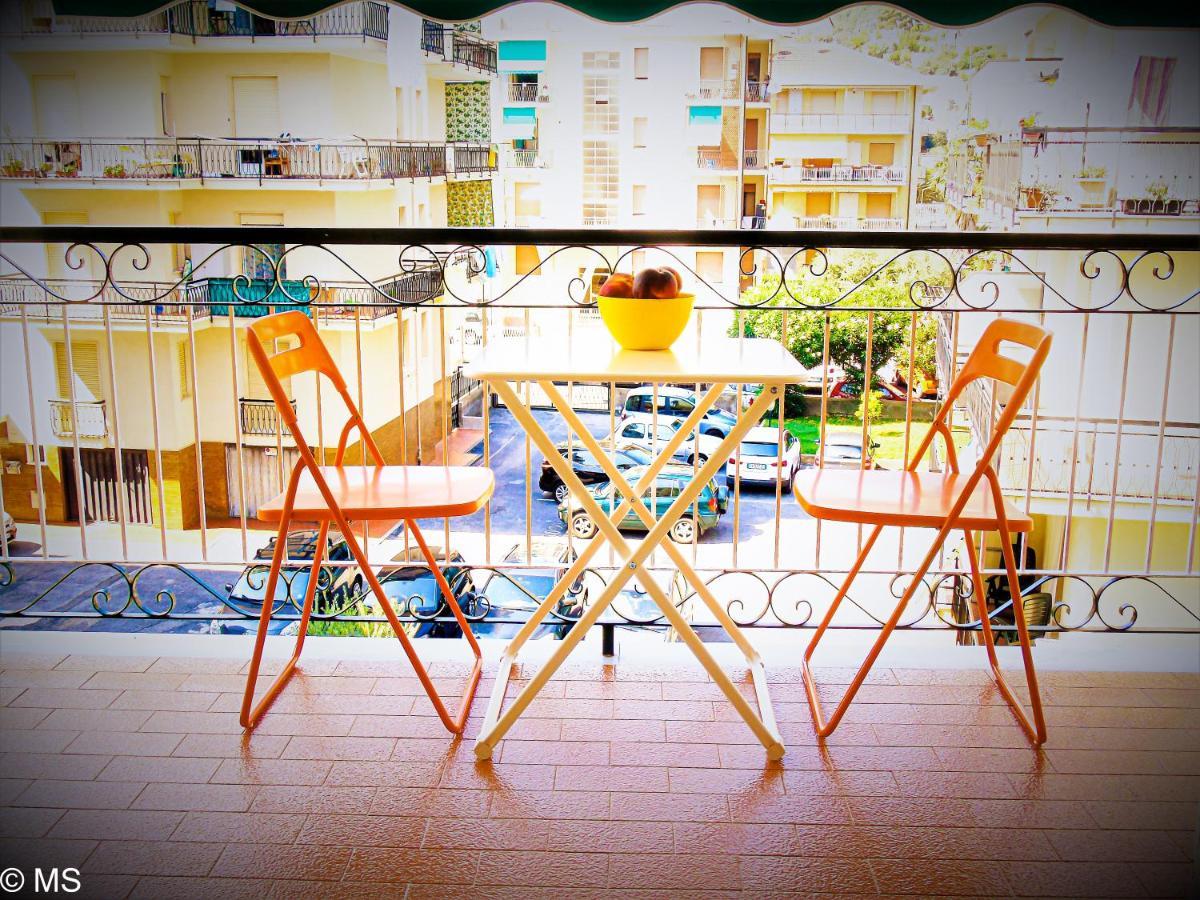 Pietra Home, Posto Auto, Ac ,Wifi, 150Mt Dal Mare ピエトラ・リーグレ エクステリア 写真
